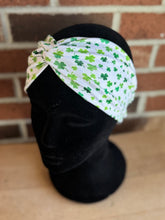 Load image into Gallery viewer, Shamrocks headband