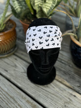 Load image into Gallery viewer, Tan with black hearts headband